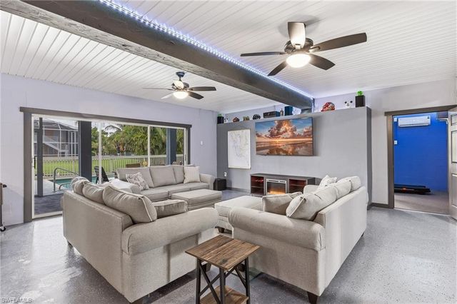4692 Spring Creek DR, Bonita Springs, FL 34134