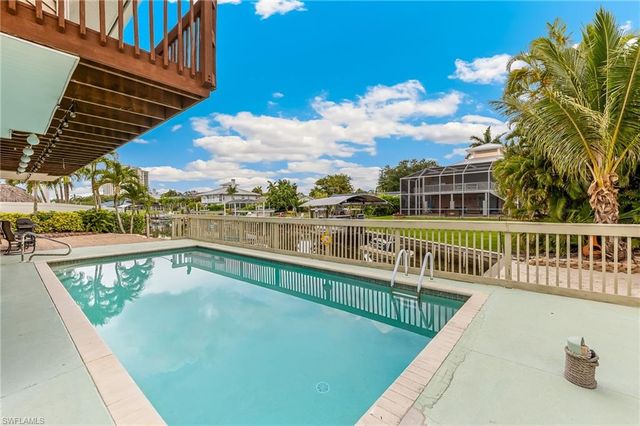 4692 Spring Creek DR, Bonita Springs, FL 34134