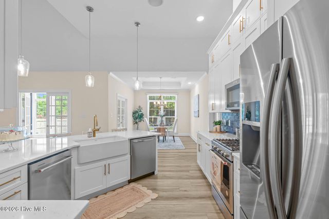 1 Bay Drive, Sneads Ferry, NC 28460