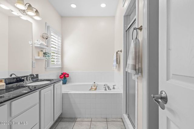 1 Bay Drive, Sneads Ferry, NC 28460