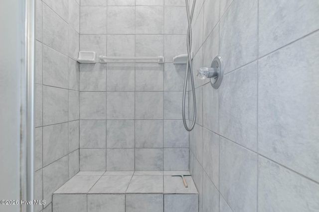 1 Bay Drive, Sneads Ferry, NC 28460