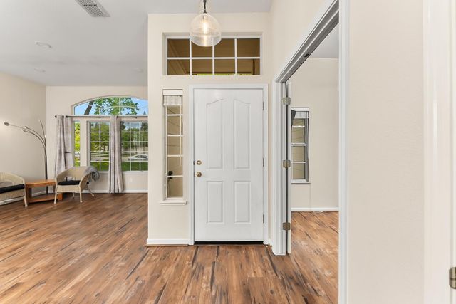 11858 Point Rock Way, Gold River, CA 95670