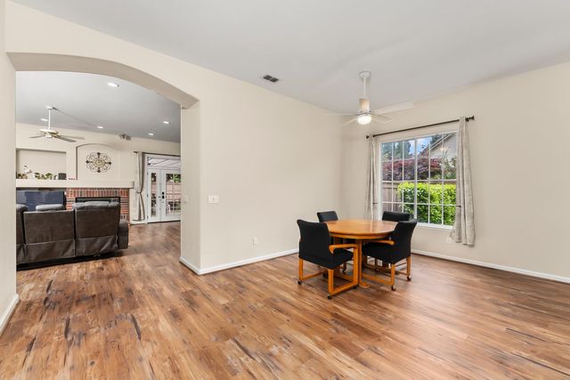 11858 Point Rock Way, Gold River, CA 95670