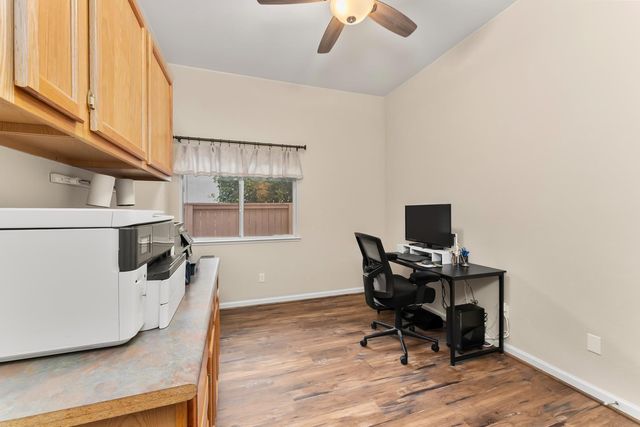 11858 Point Rock Way, Gold River, CA 95670