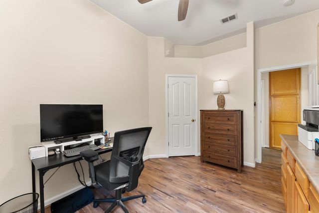 11858 Point Rock Way, Gold River, CA 95670