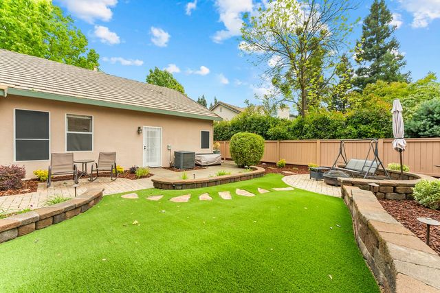 11858 Point Rock Way, Gold River, CA 95670