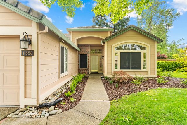 11858 Point Rock Way, Gold River, CA 95670