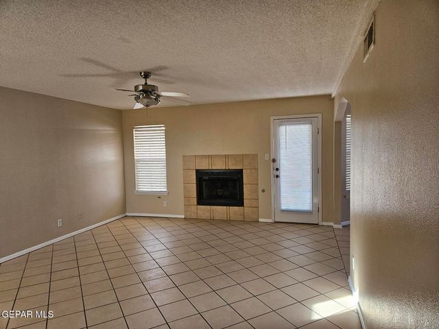 1725 SAINT MARK Avenue, El Paso, TX 79936