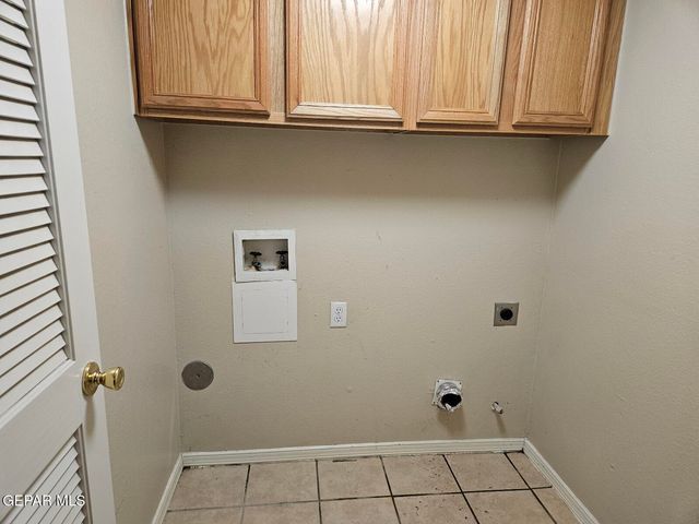 1725 SAINT MARK Avenue, El Paso, TX 79936