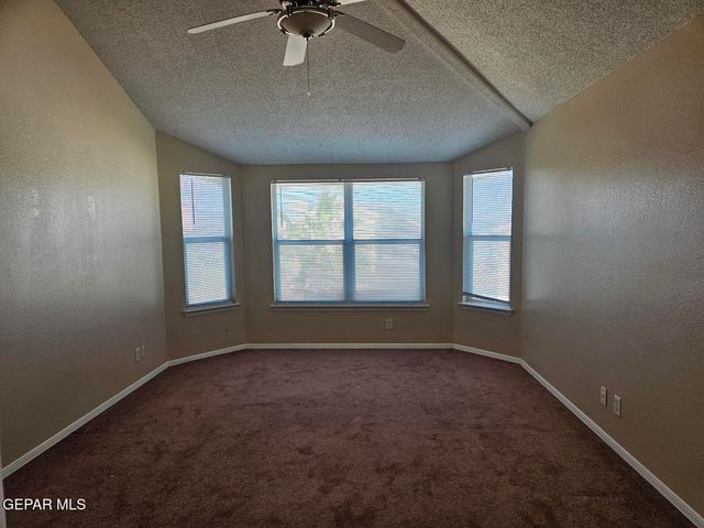 1725 SAINT MARK Avenue, El Paso, TX 79936