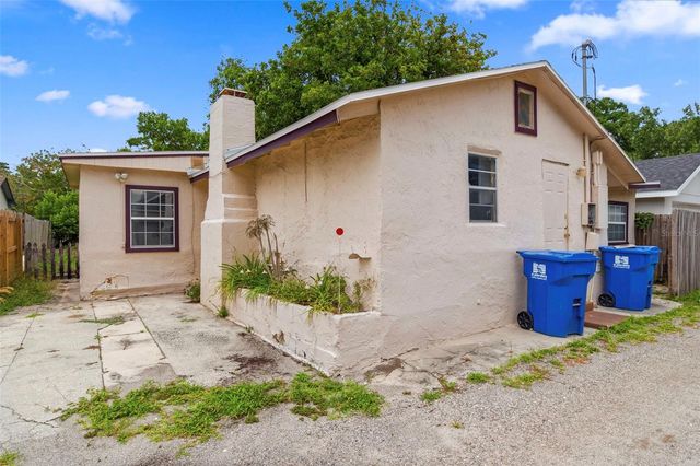 927 YALE STREET N, St Petersburg, FL 33713