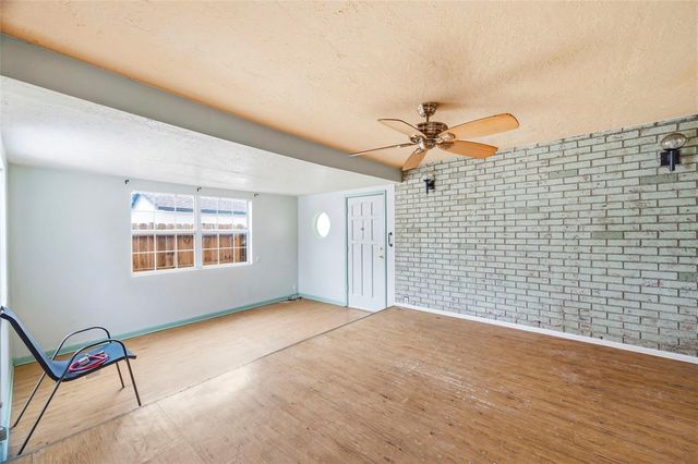 927 YALE STREET N, St Petersburg, FL 33713