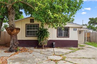 927 YALE STREET N, St Petersburg, FL 33713
