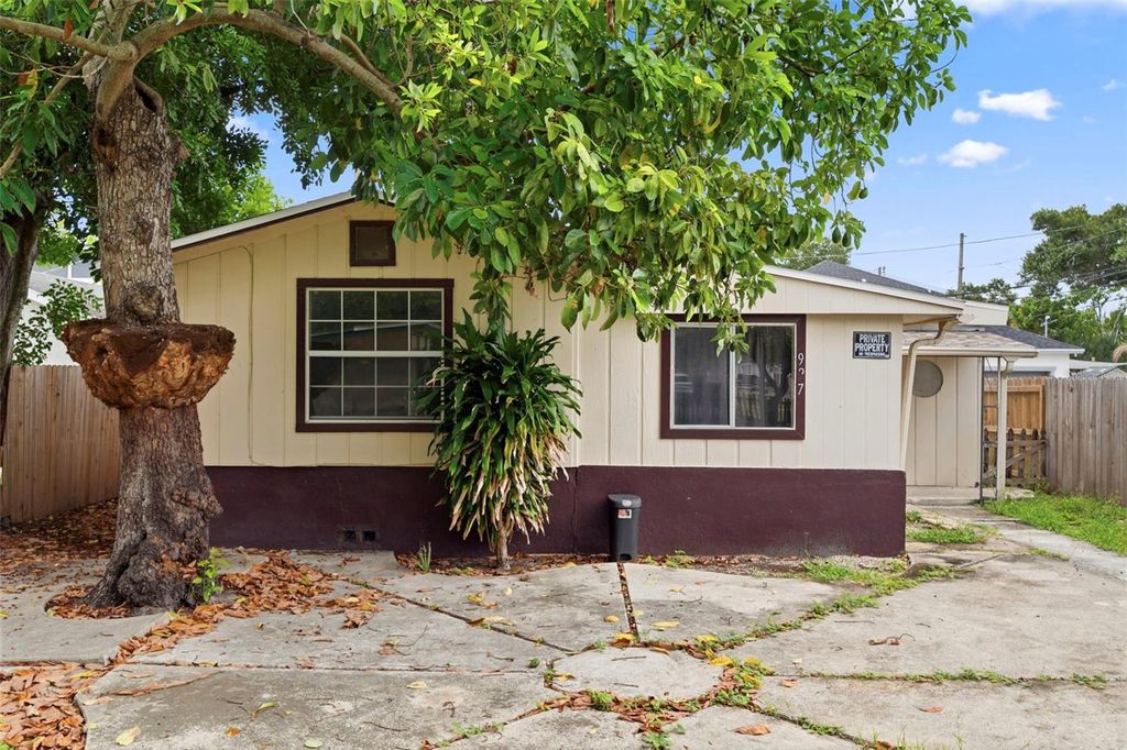 927 YALE STREET N, St Petersburg, FL 33713
