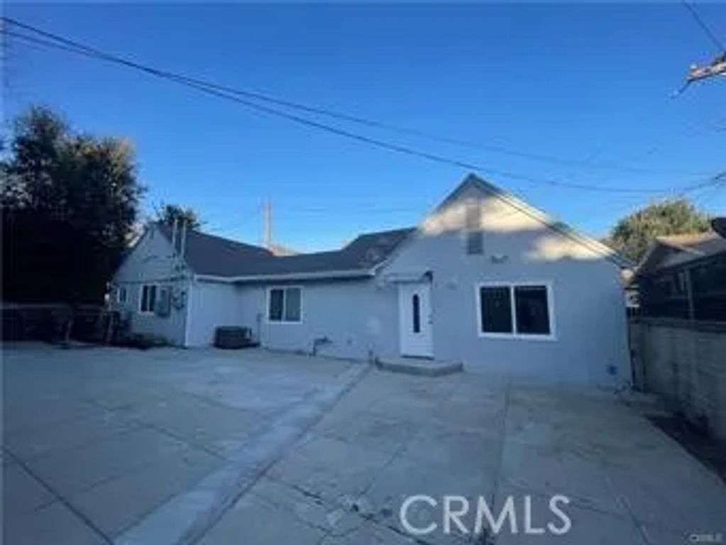 1440 N Allen Avenue, Pasadena, CA 91104