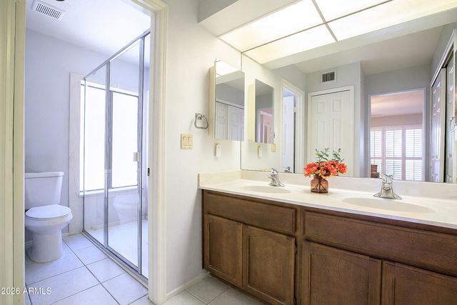 2505 E DENTON Lane, Phoenix, AZ 85016