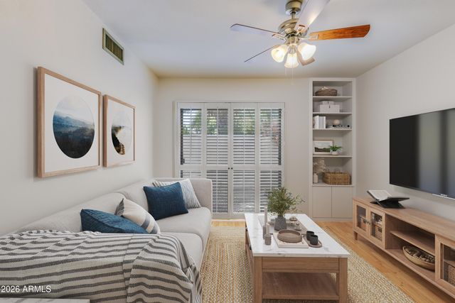 2505 E DENTON Lane, Phoenix, AZ 85016