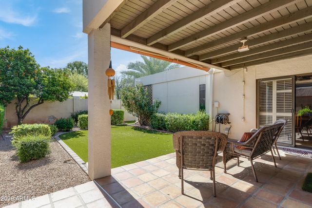 2505 E DENTON Lane, Phoenix, AZ 85016