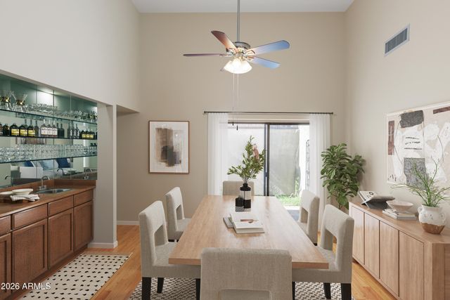 2505 E DENTON Lane, Phoenix, AZ 85016