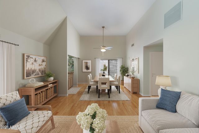 2505 E DENTON Lane, Phoenix, AZ 85016