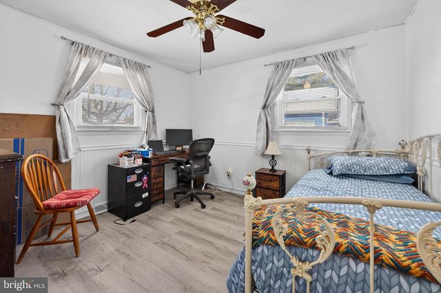 2039 BANGOR AVE, Lindenwold, NJ 08021