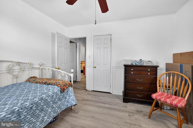 2039 BANGOR AVE, Lindenwold, NJ 08021