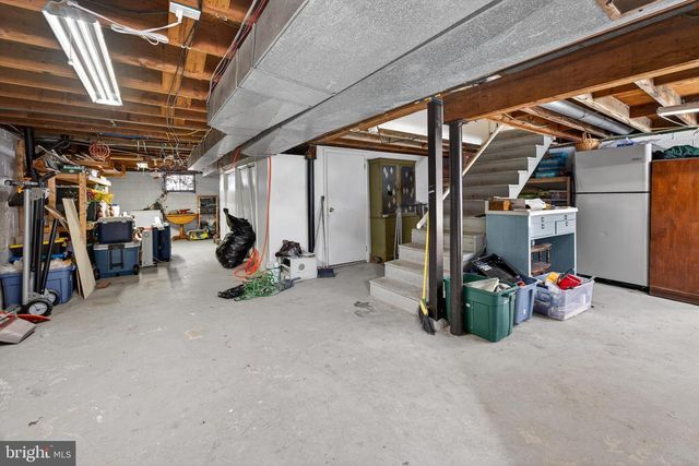 2039 BANGOR AVE, Lindenwold, NJ 08021