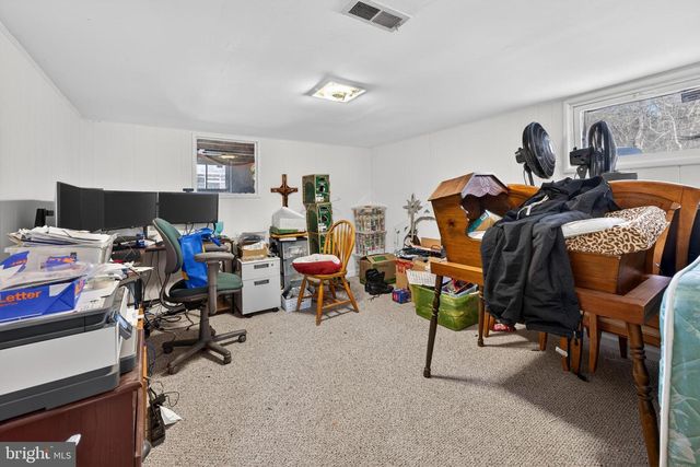 2039 BANGOR AVE, Lindenwold, NJ 08021