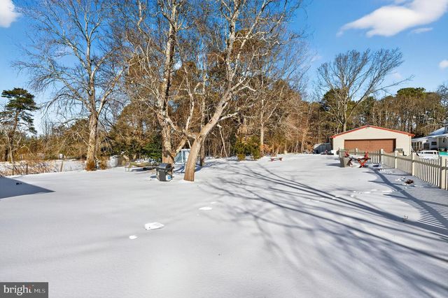 2039 BANGOR AVE, Lindenwold, NJ 08021