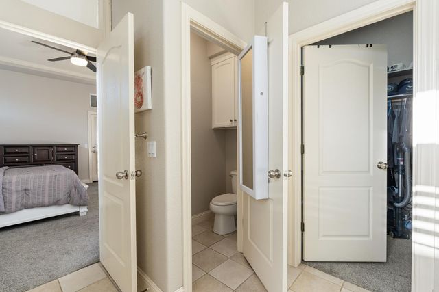 933 Golden Oak Dr, Lodi, CA 95242