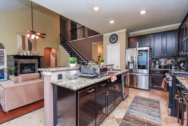2919 Youpon Glen Way, Fresno, TX 77545