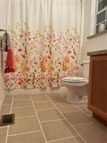 107 Los Peces Street, Gun Barrel City, TX 75156