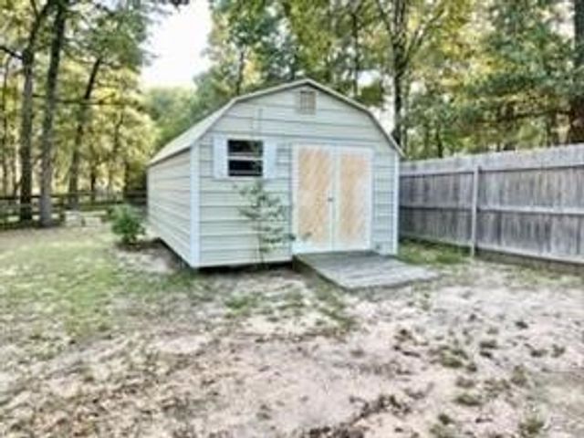 107 Los Peces Street, Gun Barrel City, TX 75156