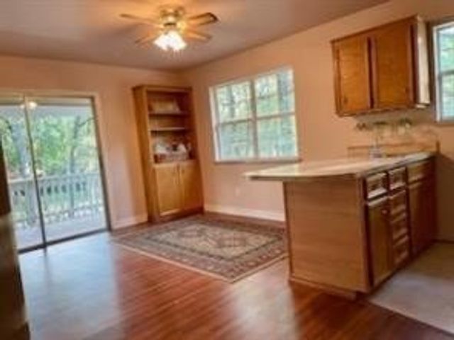 107 Los Peces Street, Gun Barrel City, TX 75156