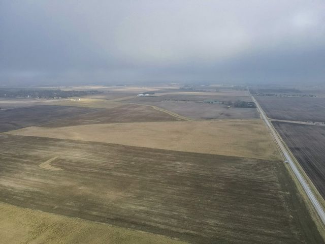 24700 S 12000 W Rd, Manhattan, IL 60442