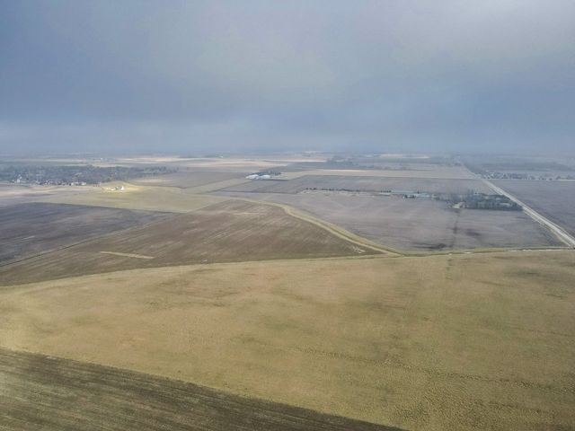 24700 S 12000 W Rd, Manhattan, IL 60442