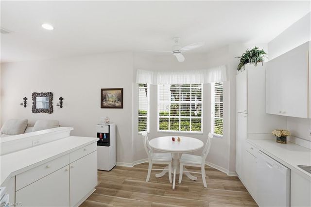 5685 Heron LN 301, Naples, FL 34110