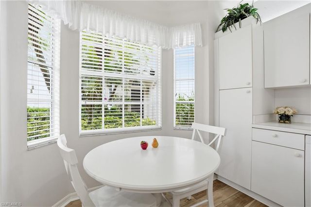 5685 Heron LN 301, Naples, FL 34110