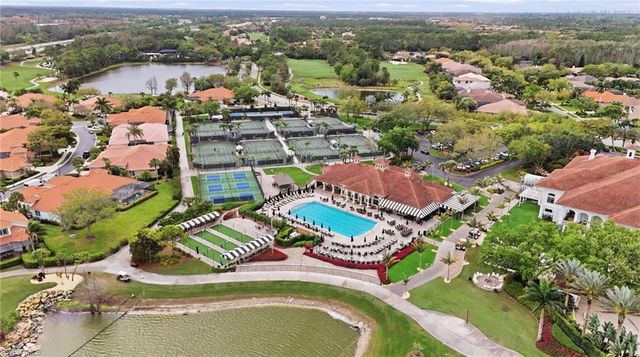 5685 Heron LN 301, Naples, FL 34110