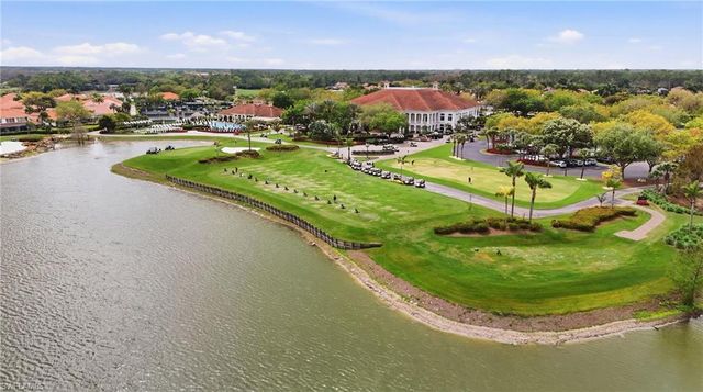 5685 Heron LN 301, Naples, FL 34110