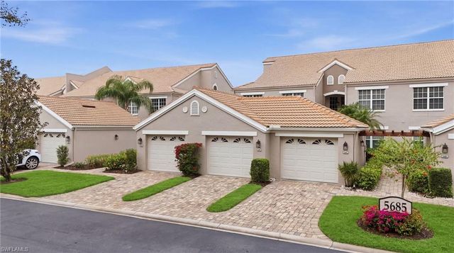 5685 Heron LN 301, Naples, FL 34110