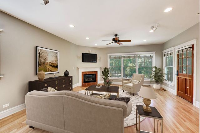 1110 Elm Street, Winnetka, IL 60093