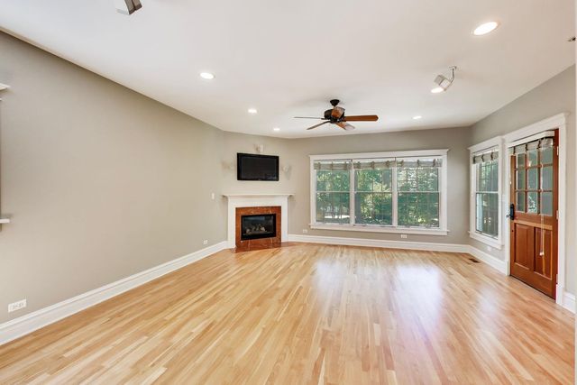 1110 Elm Street, Winnetka, IL 60093
