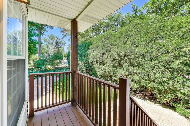 1110 Elm Street, Winnetka, IL 60093