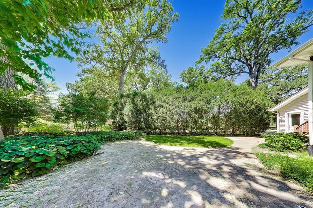 1110 Elm Street, Winnetka, IL 60093