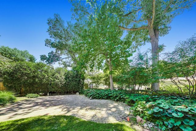 1110 Elm Street, Winnetka, IL 60093