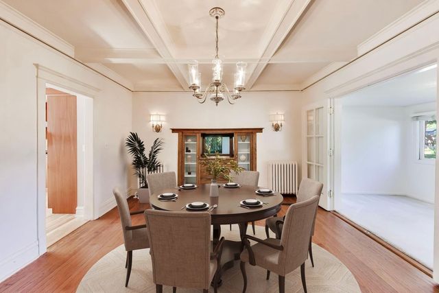 1110 Elm Street, Winnetka, IL 60093