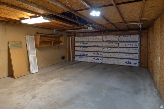 2000 W STONE CREEK DR, West Valley City, UT 84119