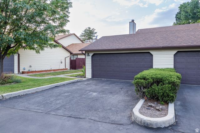 2000 W STONE CREEK DR, West Valley City, UT 84119