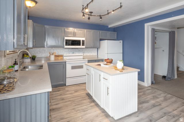 2000 W STONE CREEK DR, West Valley City, UT 84119